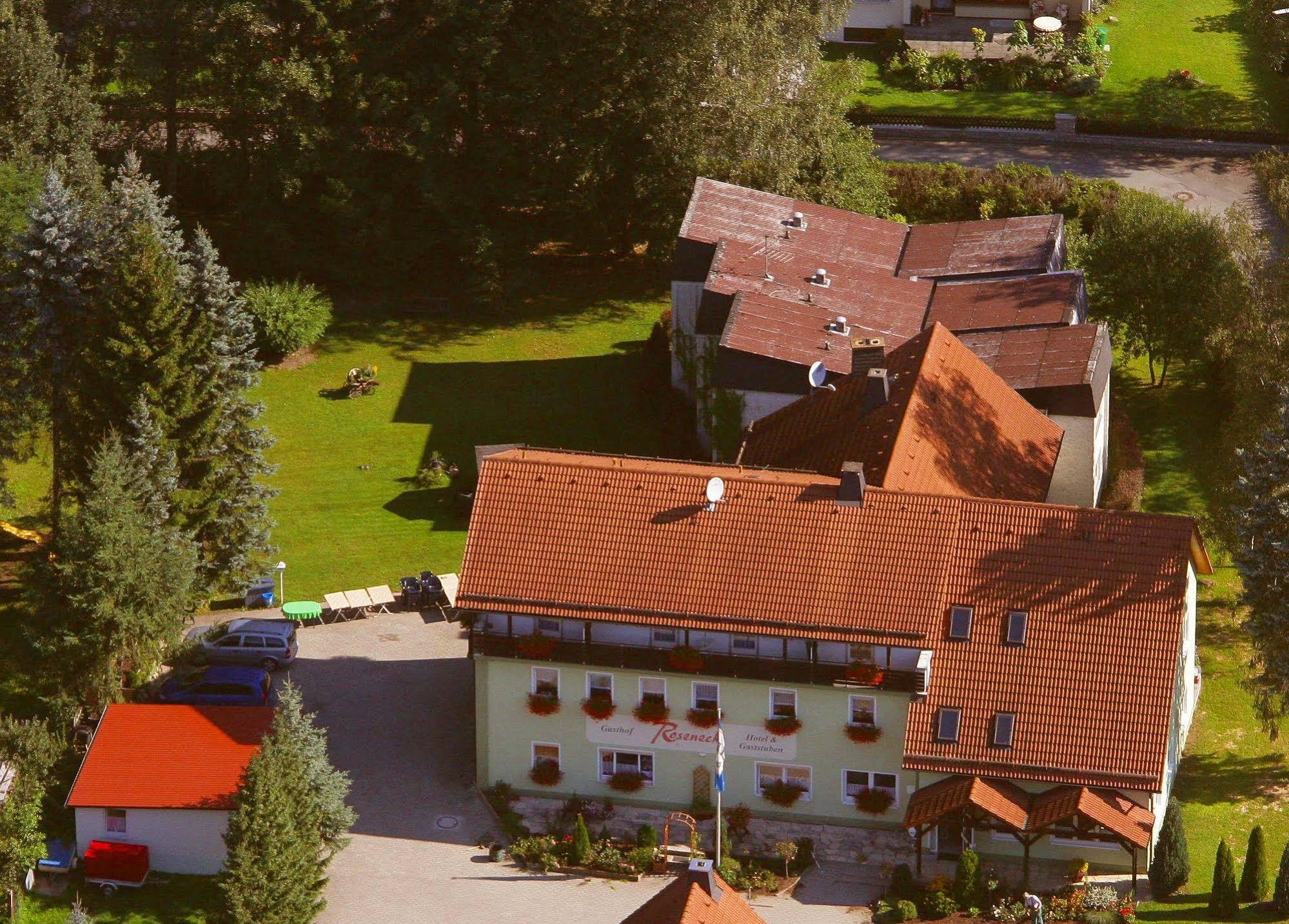 Gasthof Roseneck Wallenfels ภายนอก รูปภาพ